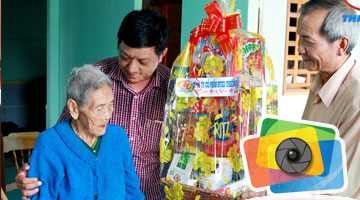 Le Groupe Thien Tan remet les cadeaux du Têt 2016 aux Mères Héroïnes du Vietnam