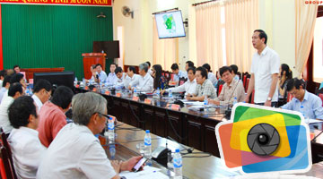 Le Groupe Thien Tan présente son rapport au Comité provincial du Parti sur le parc Thien But et la zone urbaine écologique Thien Tan