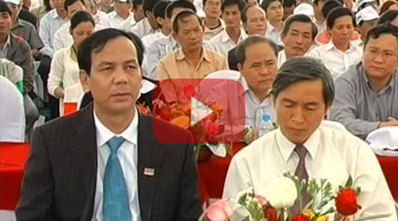 Cérémonie de lancement des travaux de la route de contournement de Đức Phổ sur PTQ (TV)