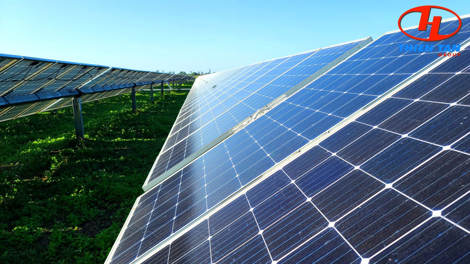 Gros plan des panneaux solaires