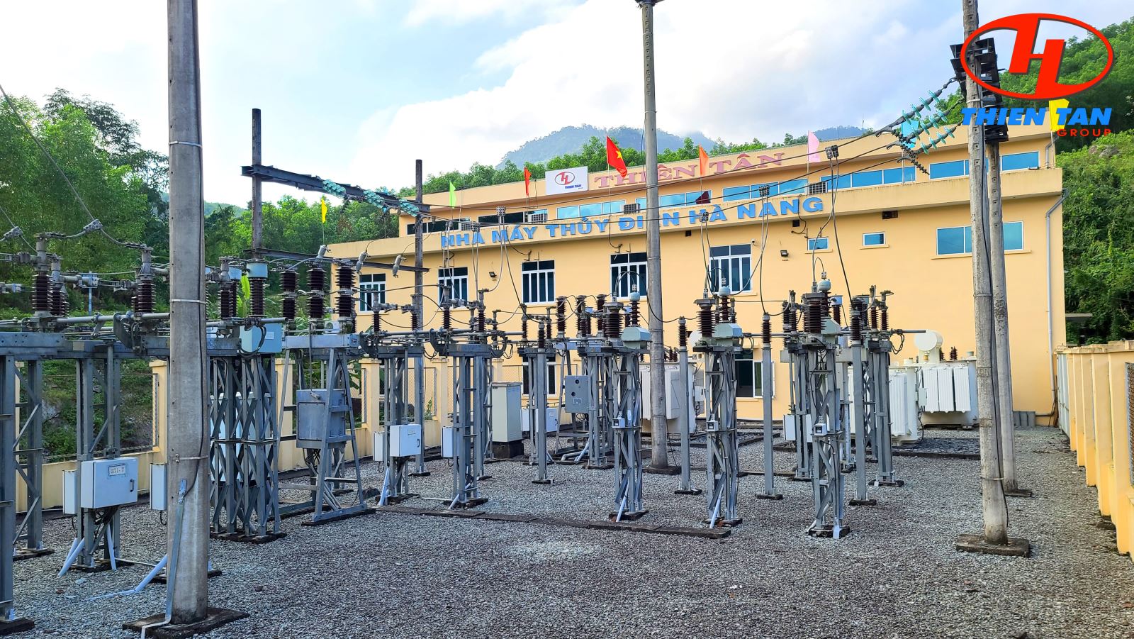 Poste électrique de la centrale hydroélectrique Ha Nang